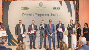 Lee más sobre el artículo Oficializada la Presentación del “Premio Empresa Joven”