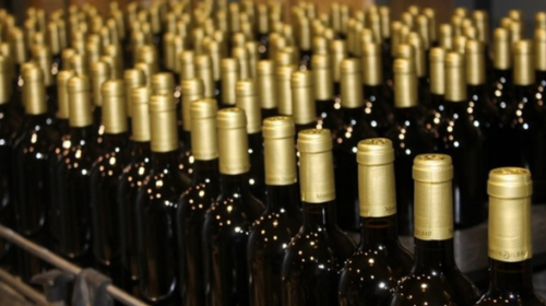 Il commercio mondiale di vino raggiunge un nuovo record in valore, ma cala in volume