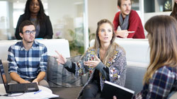 Italia: una de cada 3 nuevas empresas es creada por jóvenes emprendedores