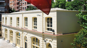 Scopri di più sull'articolo Riunione del Consiglio Direttivo e assemblea generale dei soci della CCIS: presente il nuovo Ambasciatore d’Italia in Spagna, Giuseppe Buccino.