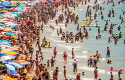 La Spagna aumenta del 4% il numero di turisti internazionali nei primi otto mesi dell’anno