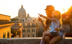 Come viaggiano le famiglie italiane nell’era digitale